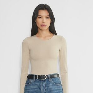 Aritzia Contour Top